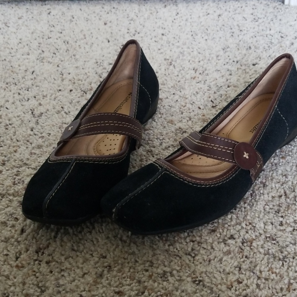 Naturalizer shoes
